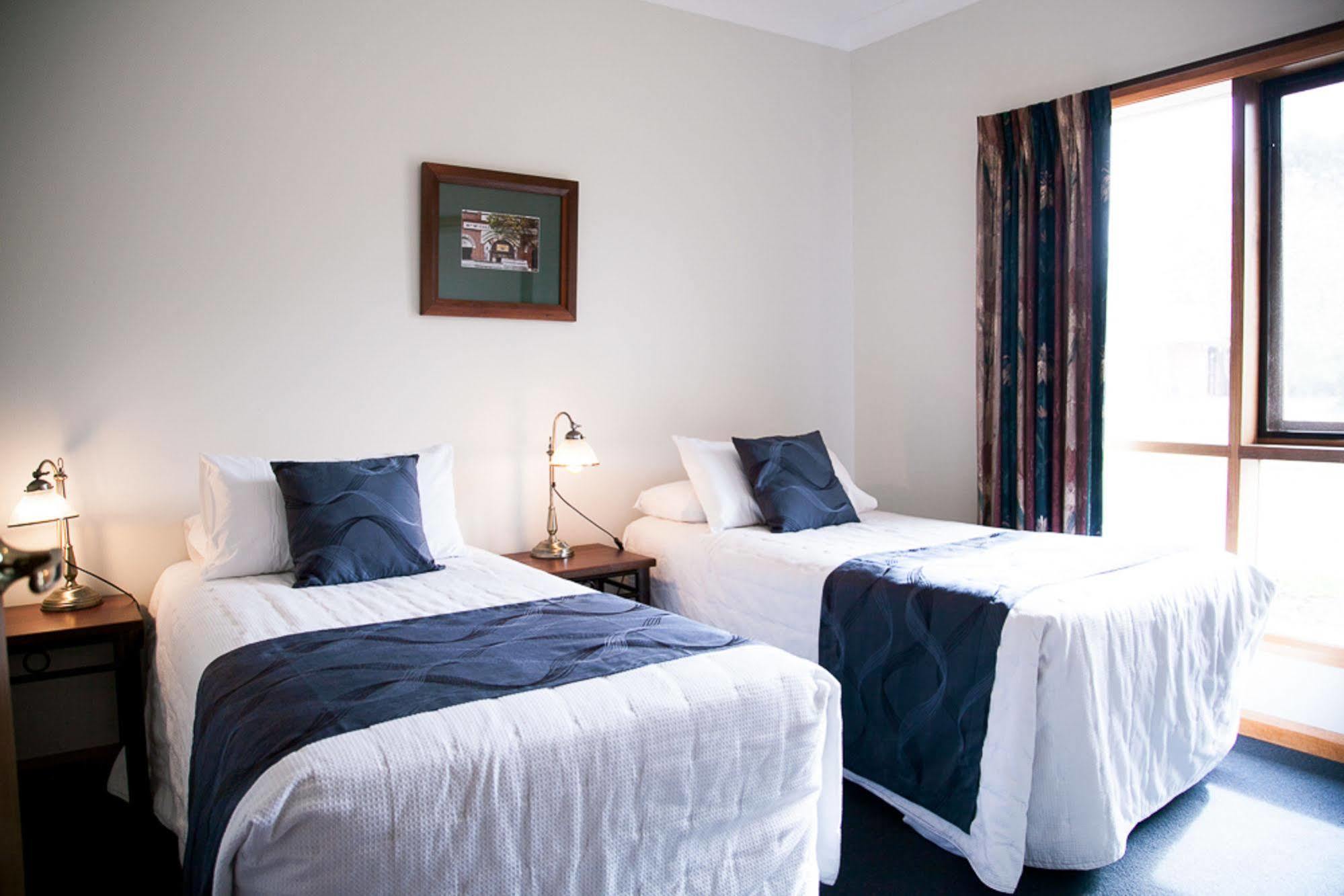 เพอร์ริคูทาไวน์รีทรีต Hotel โมอามา ภายนอก รูปภาพ